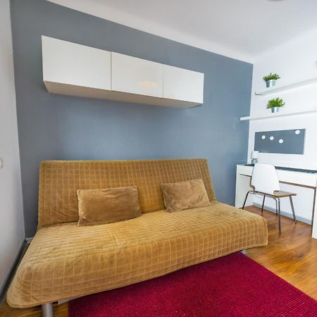 Cozy Studio Next To The Metro And City Center วอร์ซอ ภายนอก รูปภาพ